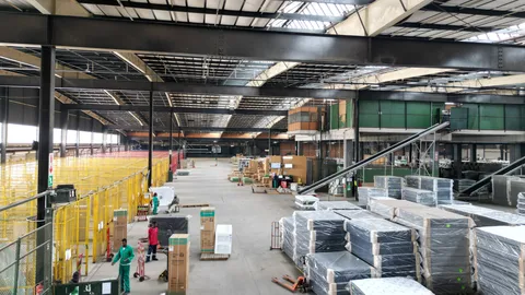 84 Nederveen Highway, Roodekop